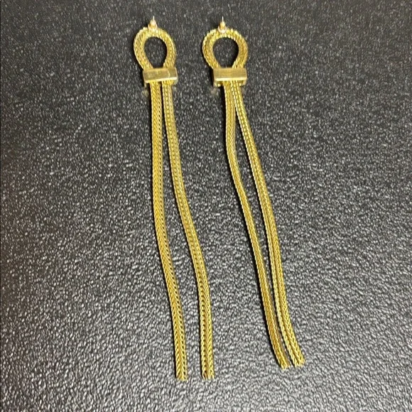 Vintage Elegant Gold Tassel Earrings - Picture 4 of 6